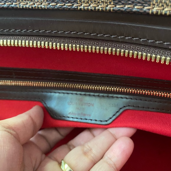 Louis Vuitton Damier Ebene Canvas Chelsea Bag - Picture 12 of 13